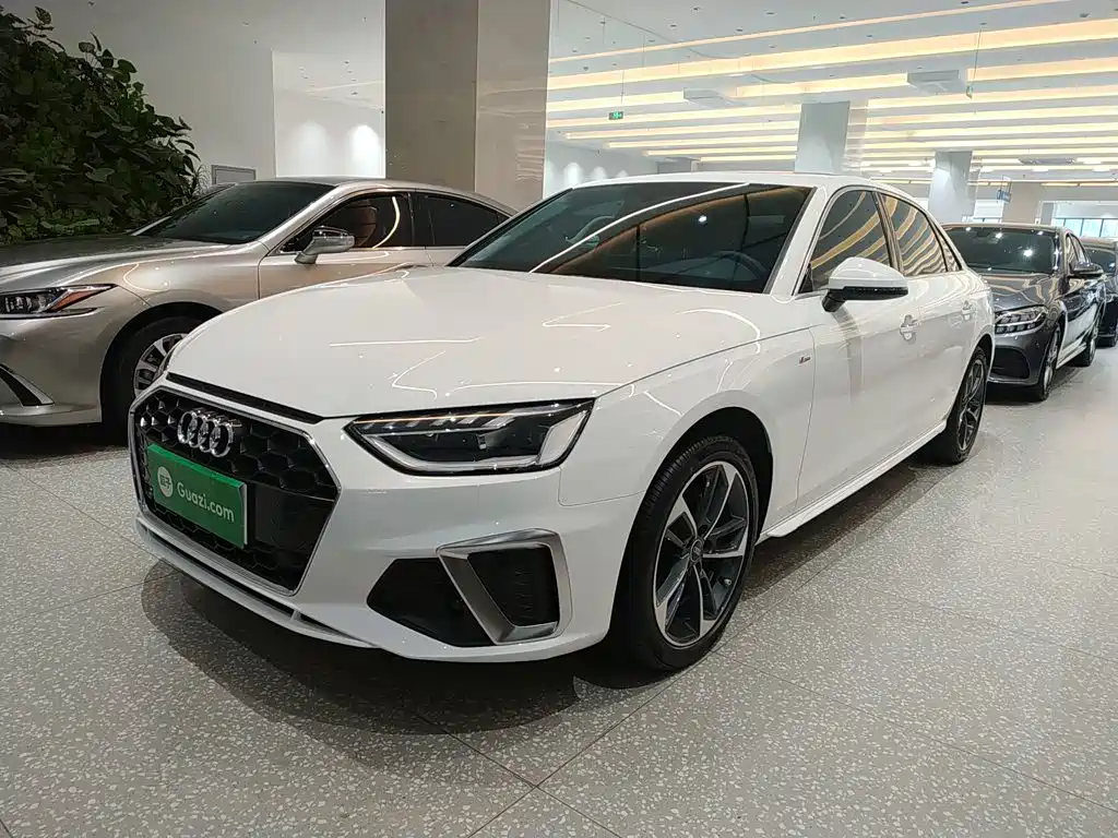 Audi A4L 2023 40 TFSI Fashion Dynamic
