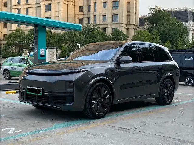 Li Auto Li L8 2023 Pro