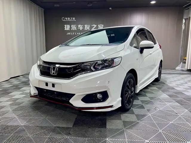 Honda Fit 2018 1.5L CVT Sport+ Edition