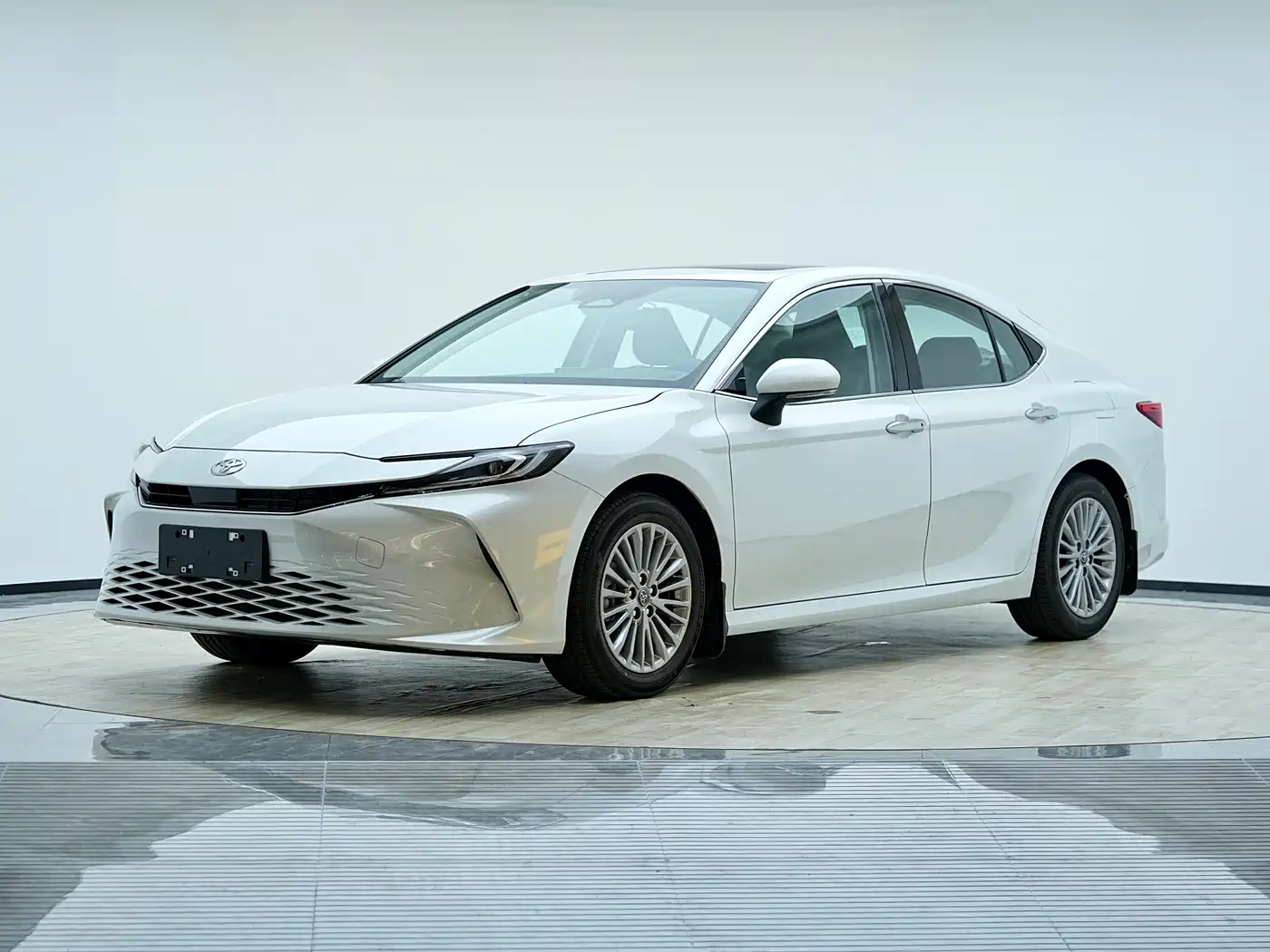 Toyota Camry 2026 Model 2.0GVP Luxury Edition