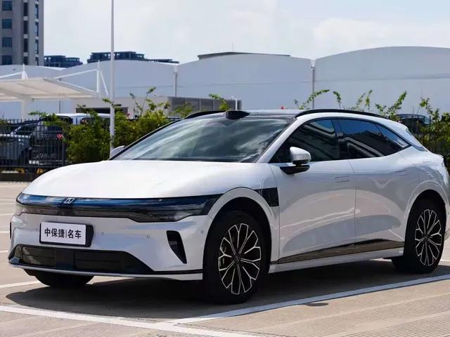 ZEEKR 007GT 2025 AWD Smart Drive 75kWh