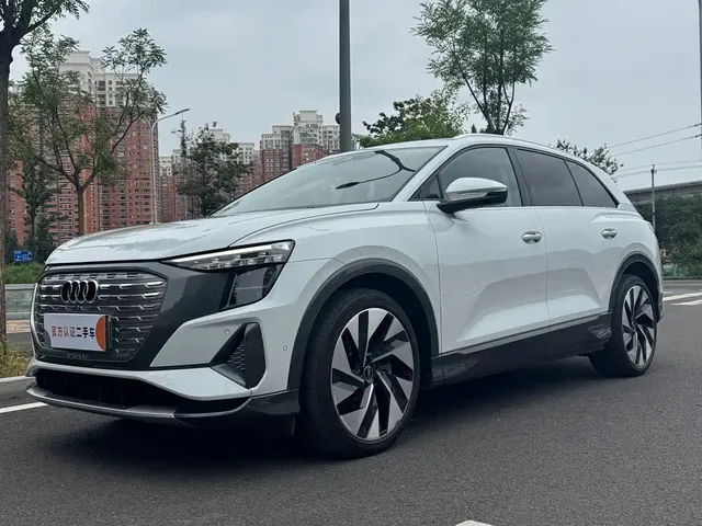Audi Q5 e-tron 2022 50 e-tron quattro Honor Edition Brocade Package