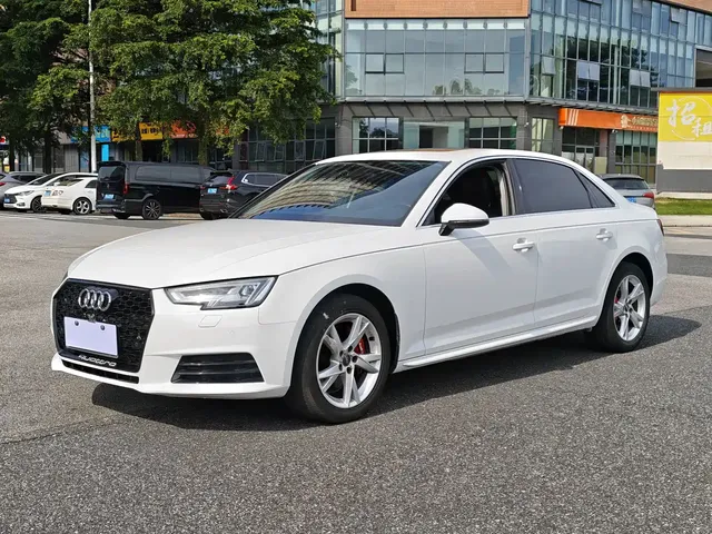 Audi A4L 2018 30th Anniversary 40 TFSI Progressive