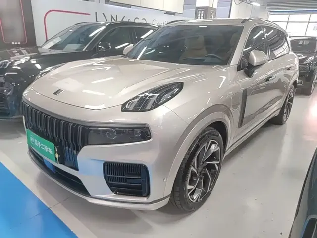 Lynk & Co 09 EM-P 2021 2.0T PHEV Halo 6-seater