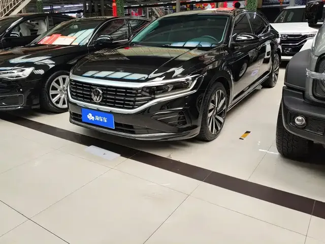 Volkswagen Passat 2023 Facelift 330TSI Elite Edition