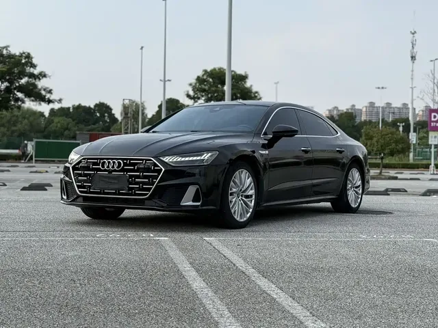 Audi A7L 2024 45TFSI S-line Dream Edition Crystal Package