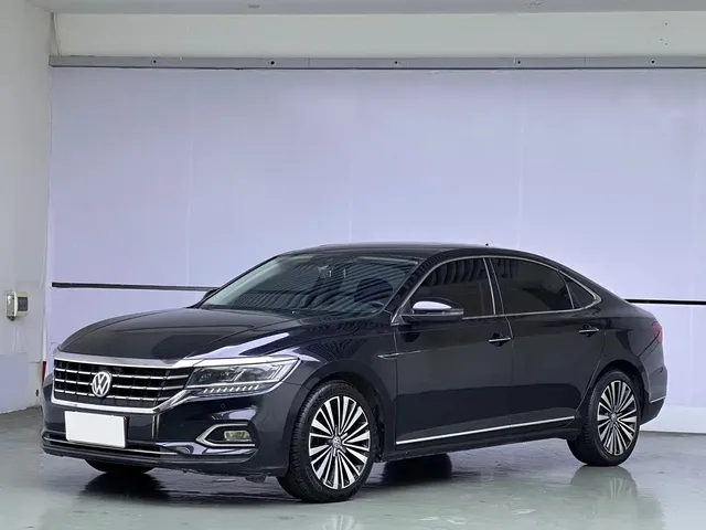 Volkswagen Passat 2020 330TSI Luxury Edition China VI