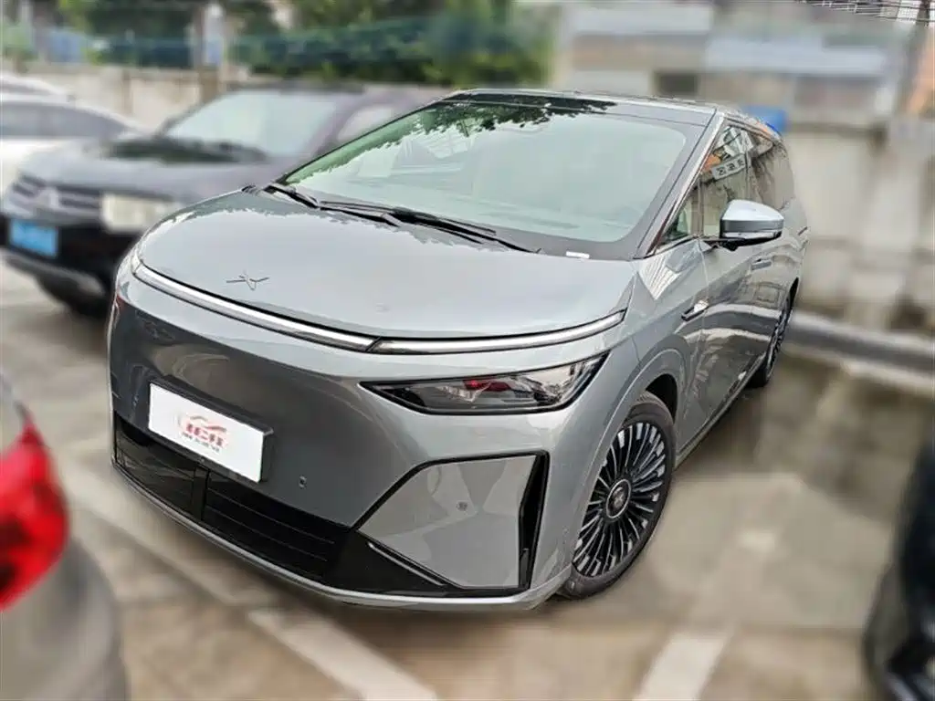 XPeng X9 2025 Extended Range Edition