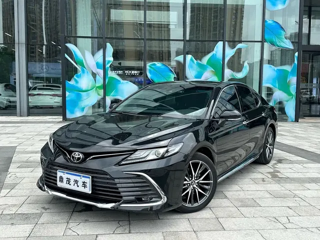 Toyota Camry 2023 2.5G Luxury Edition