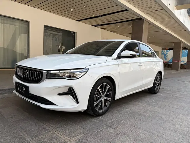 Geely Emgrand 2022 4th Generation 1.5L CVT Luxury