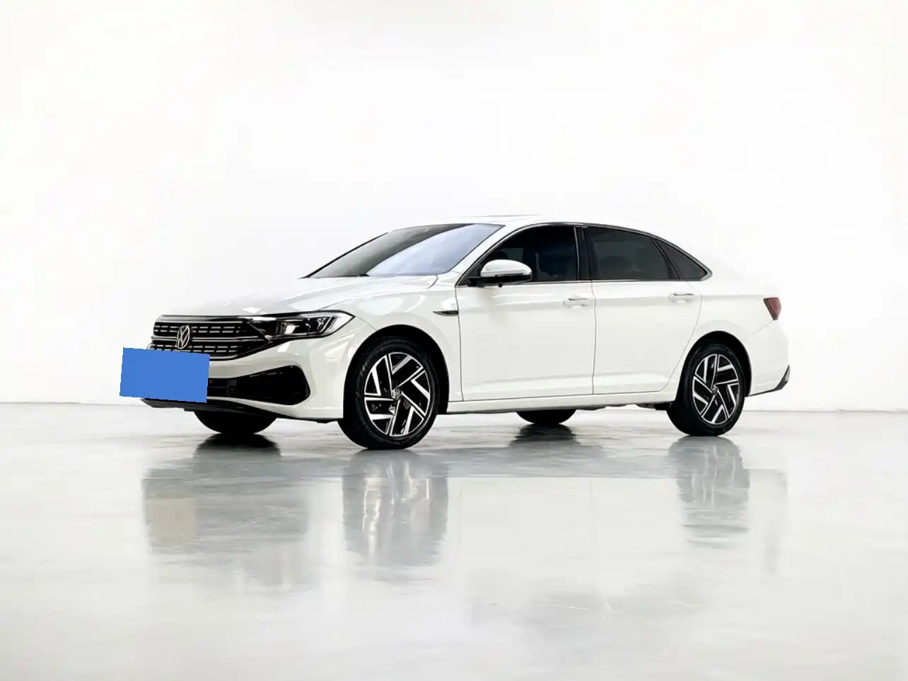 Volkswagen Sagitar 2024 300TSI DSG Surpass Edition