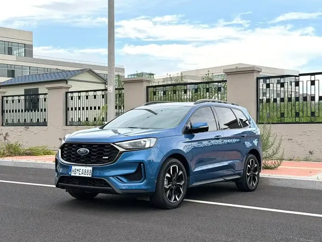Ford Edge 2021 PLUS EcoBoost 245 AWD ST-Line 7-seater