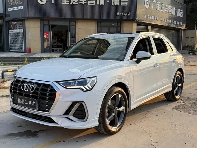 Audi Q3 2022 35 TFSI Fashion Dynamic