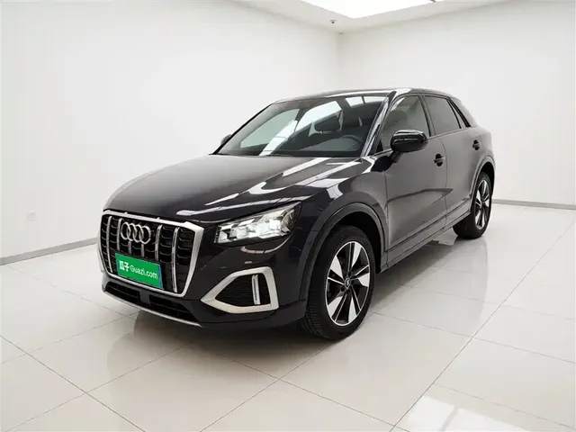 Audi Q2L 2022 35 TFSI Fashion Dynamic