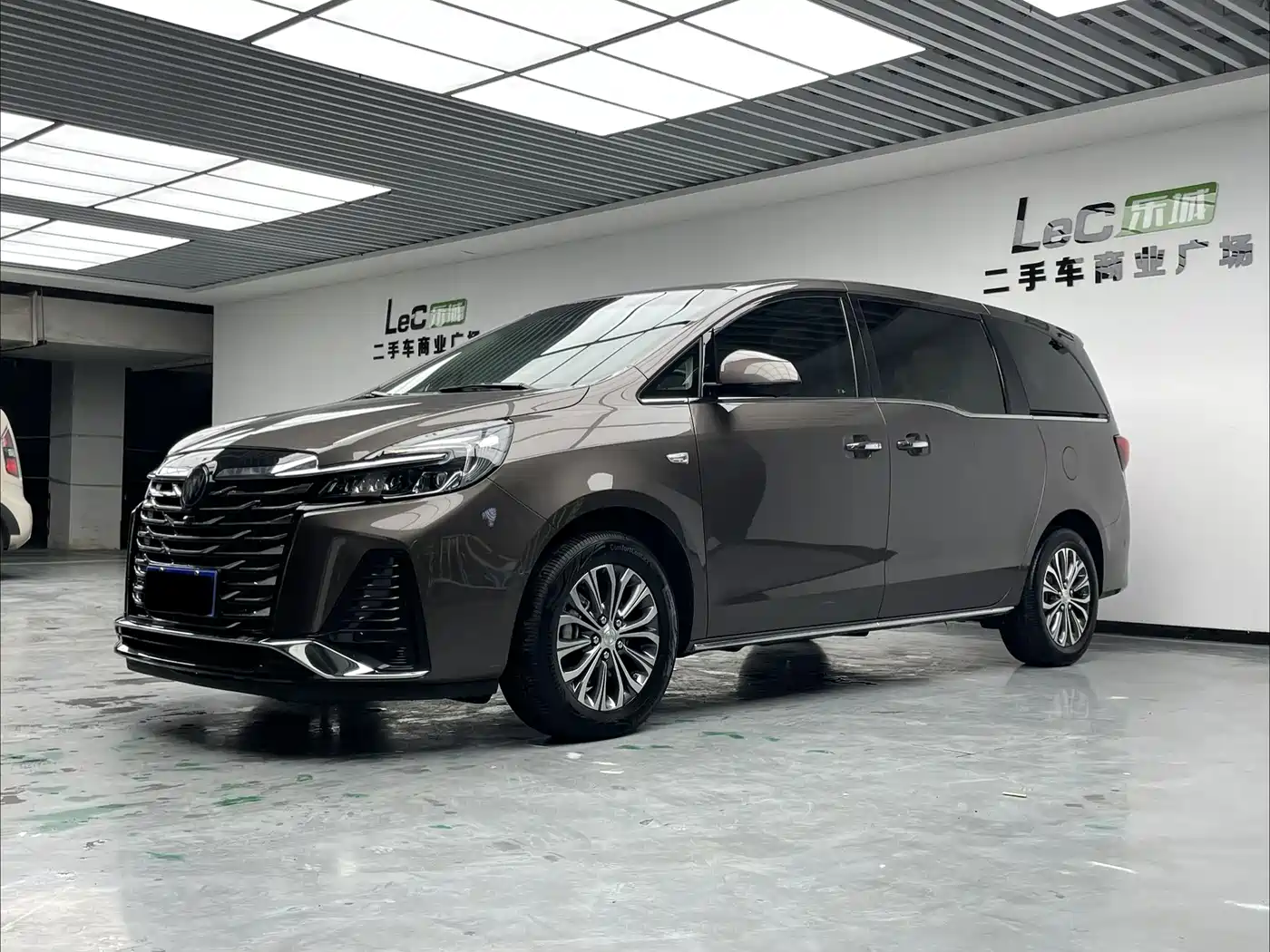 Buick GL8 2023 Land Business Class Smart Premium