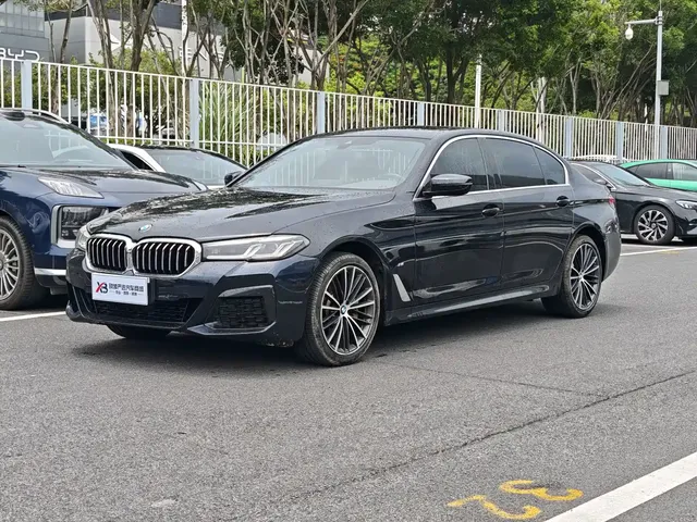BMW 5 Series 2022 Model Second Facelift 530Li Leading M Sport Package