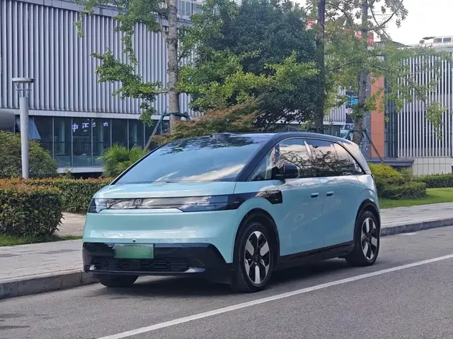 ZEEKR MIX 2025 Smart Driving Edition