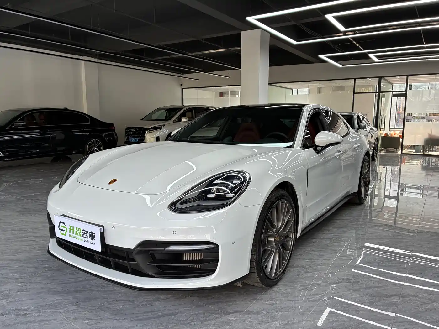 Porsche Panamera 2023 Panamera 2.9T Platinum Edition