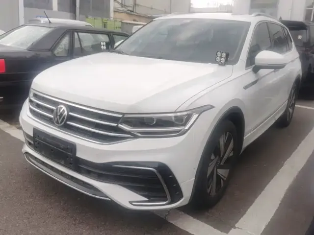 Volkswagen Tiguan L 2023 380TSI 4WD R-Line Premium 7-seater
