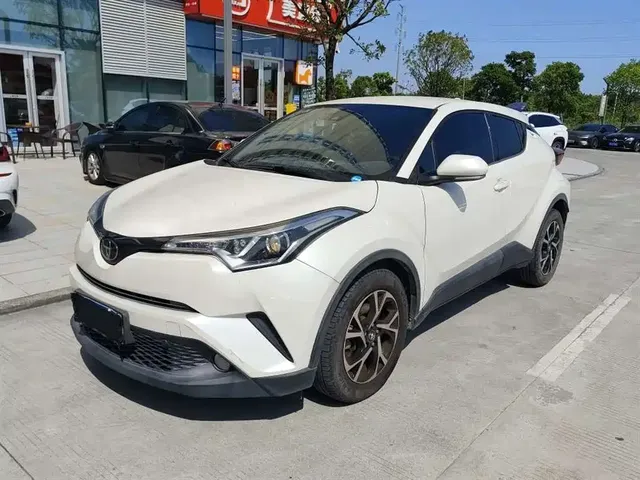 Toyota C-HR 2018 2.0L Leading Edition China VI