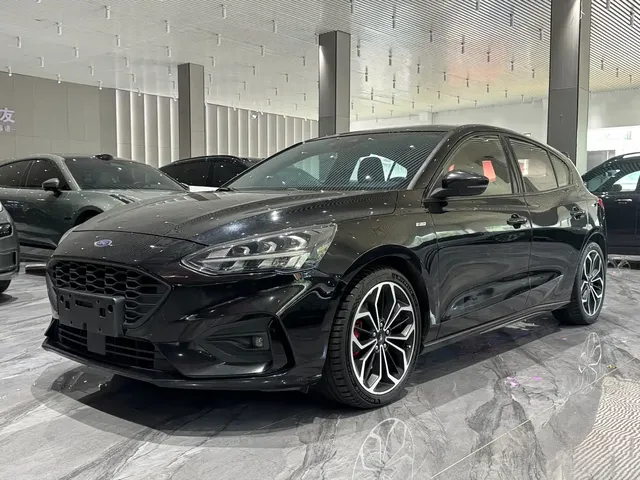 Ford Focus 2021 Hatchback EcoBoost 180 Automatic ST Line