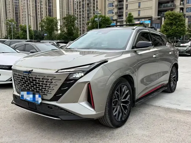 Changan Oshan Z6 2022 Blue Whale 1.5T DCT Intelligent Leader