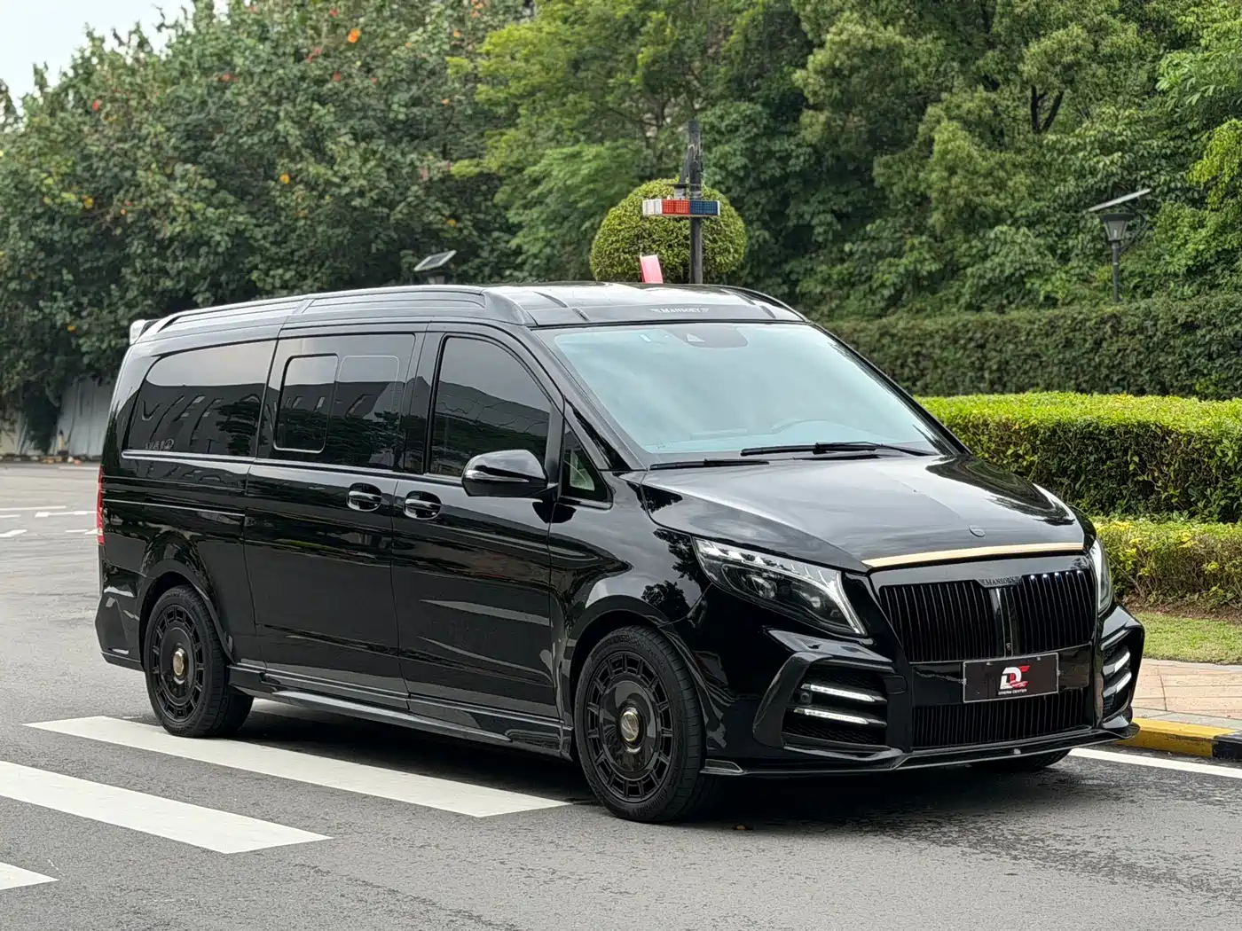 Mercedes-Benz V-Class 2022 V 260 L Long Wheelbase Prestige Edition