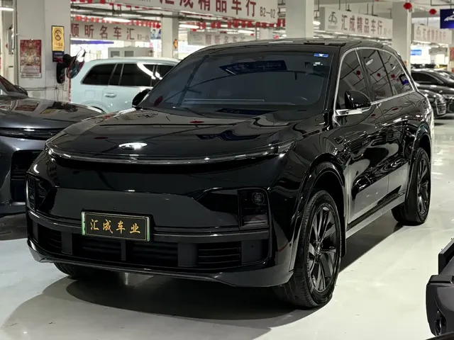 Li Auto Li L8 2023 Pro