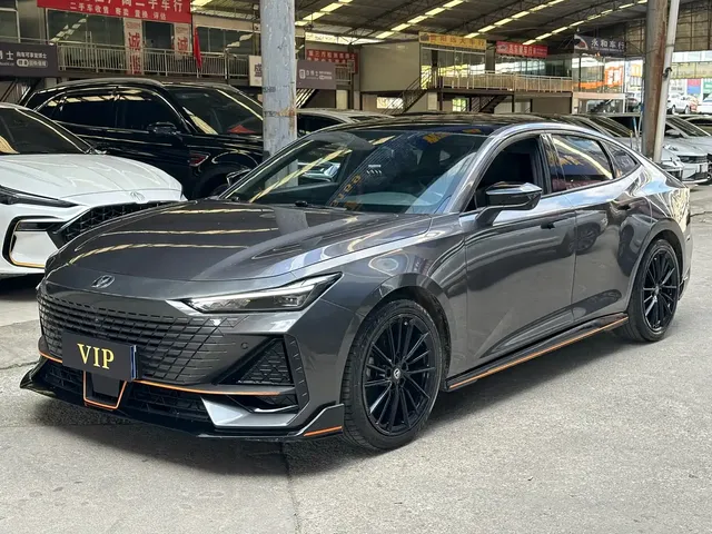 Changan UNI-V 2022 1.5T Sport Edition