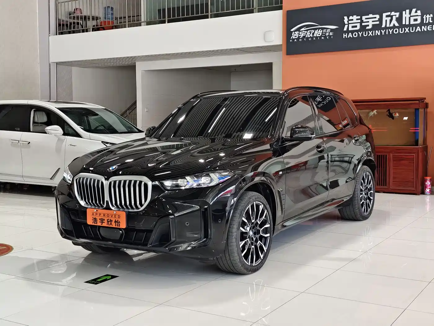 BMW X5 2023 xDrive 40Li M Sport Black Night Package