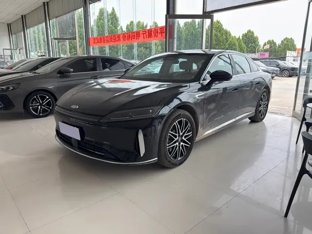 Chery Fengyun A9L 2025 Model 260 Extended Range Premium Edition
