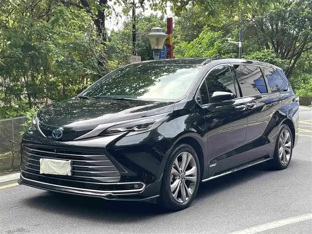 Toyota Sienna 2023 2.5L Hybrid Premium Edition