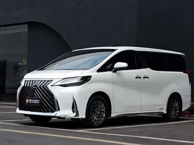 Lexus LM 2020 300h Seven-Seater Elegance Edition
