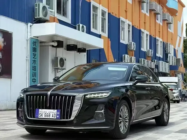 Hongqi H5 2023 1.5T DCT Smart Connect Joy Edition