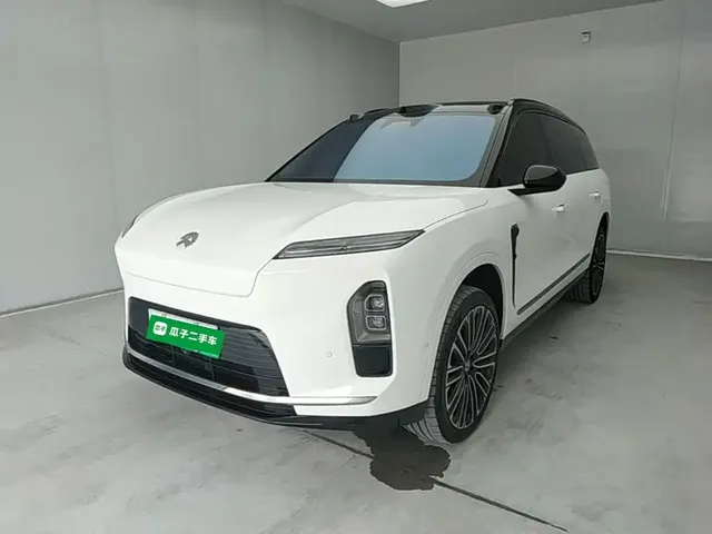 NIO ES8 2025 Base Model