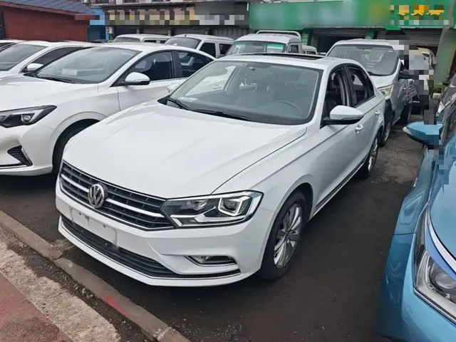Volkswagen Bora 2018 230TSI DSG Comfort
