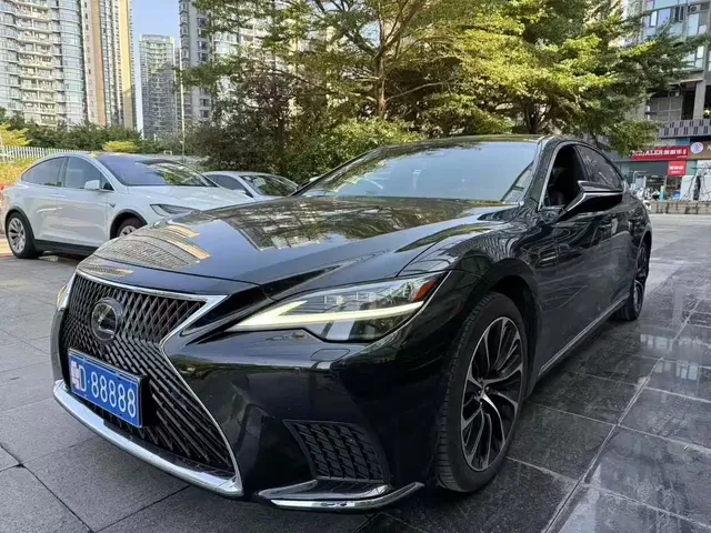 Lexus LS 2021 500h Executive Edition
