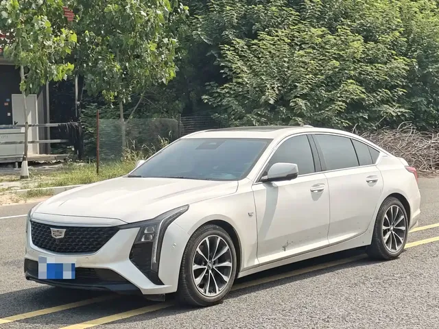 Cadillac CT5 2025 Model 28T Urban Sport Edition