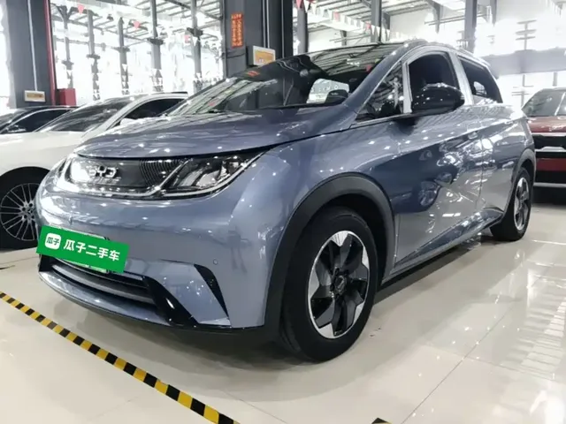 BYD Dolphin 2024 Glory Edition 420km Fashion Edition
