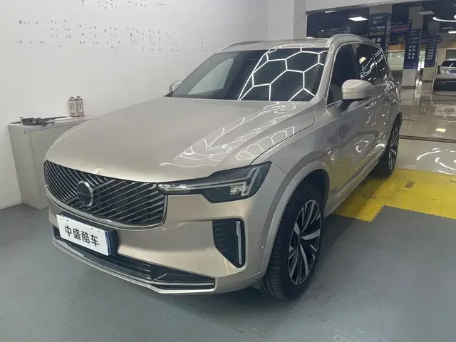 Volvo XC90 2025 Facelift B6 Intelligent Luxury 6-Seater