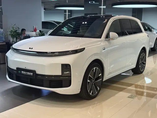 Li Auto Li L8 2025 Ultra Smart Renewal Edition