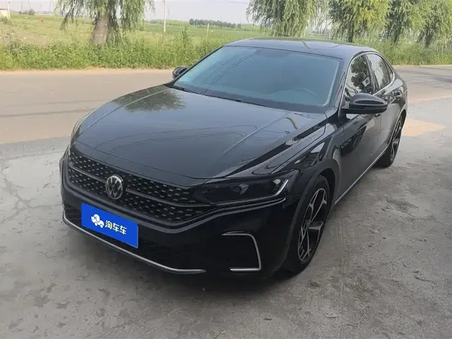 Volkswagen Passat 2024 330TSI Starlight Elite Edition