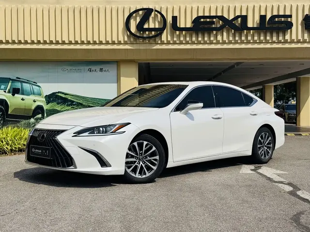 Lexus ES 2022 200 Excellence Edition