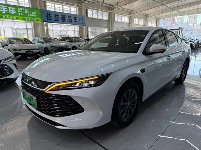 BYD Qin L 2025 DM-i Smart Drive Edition 80KM Leading