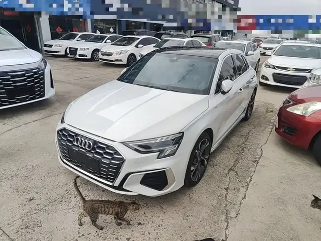 Audi A3 2021 Sportback 35 TFSI Luxury Sport