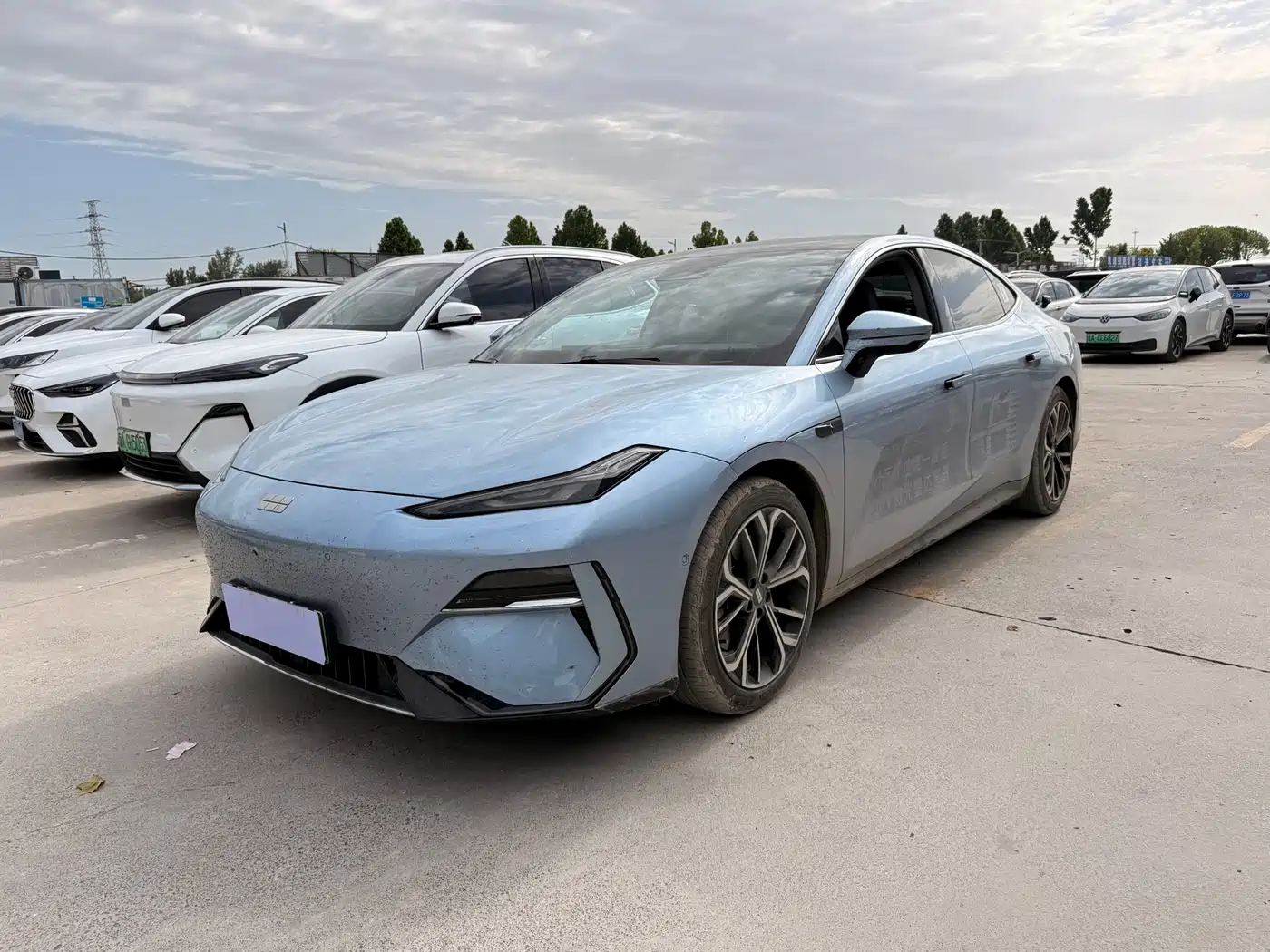 Geely Galaxy E8 2025 700km Long Voyage Smart Drive Edition