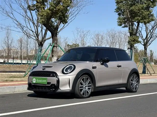 MINI MINI 2023 Facelift 2.0T COOPER S Artist