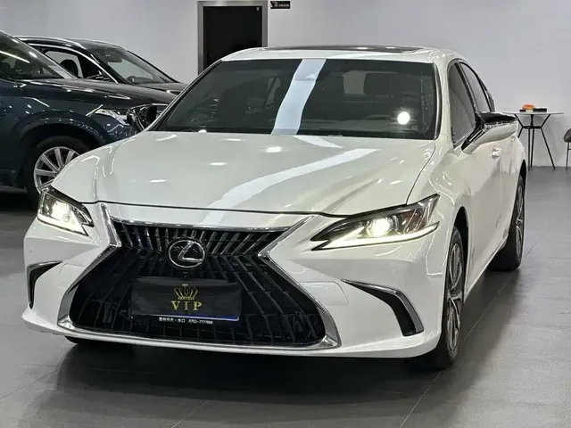 Lexus ES 2023 200 Excellence Edition