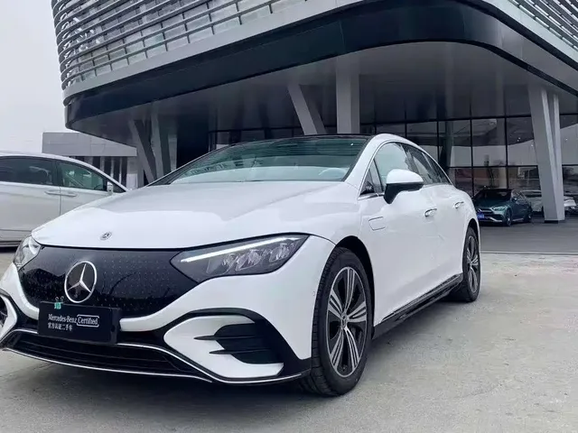 Mercedes-Benz EQE 2025 500 4MATIC Pioneer