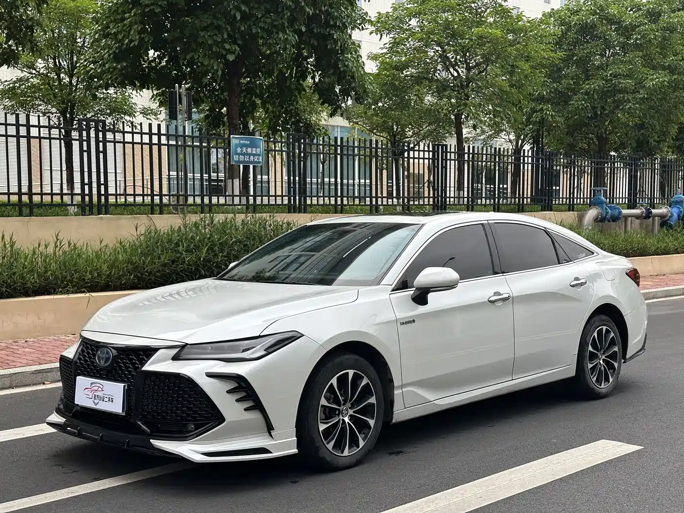 Toyota Avalon 2022 Hybrid 2.5L Luxury Edition